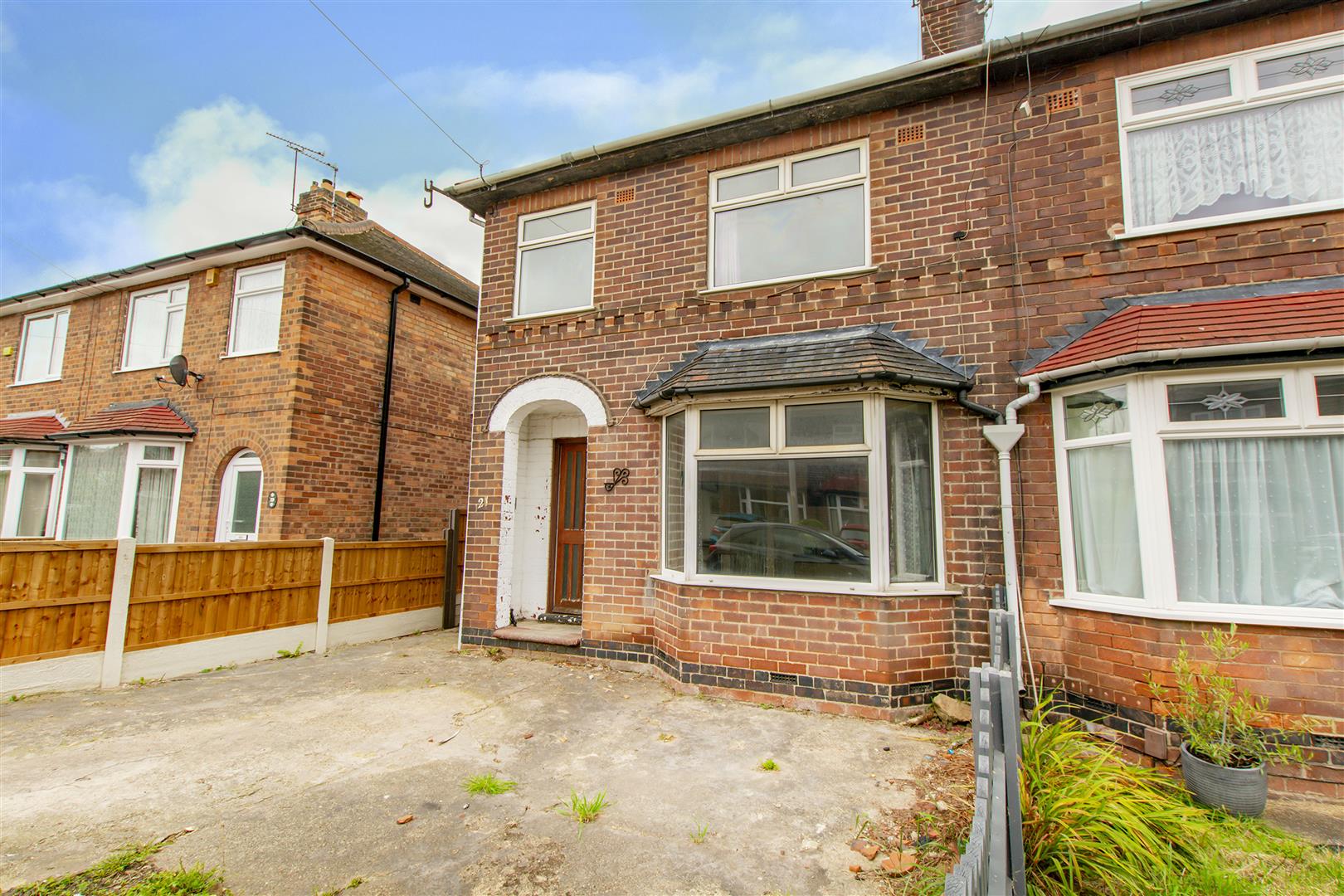 Leyton Crescent, Beeston, Nottingham Robert Ellis Estate Agents